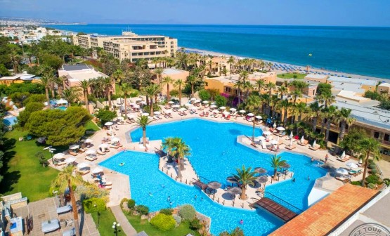 ДариТур Днепр_aquila_rithymna_beach_-_beach 15